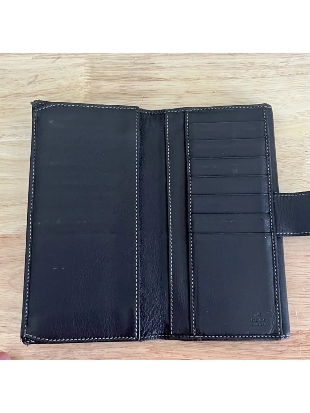 Gucci Brown GG Canvas & Leather Heart Clasp Wallet For Women - Picture 9 of 13